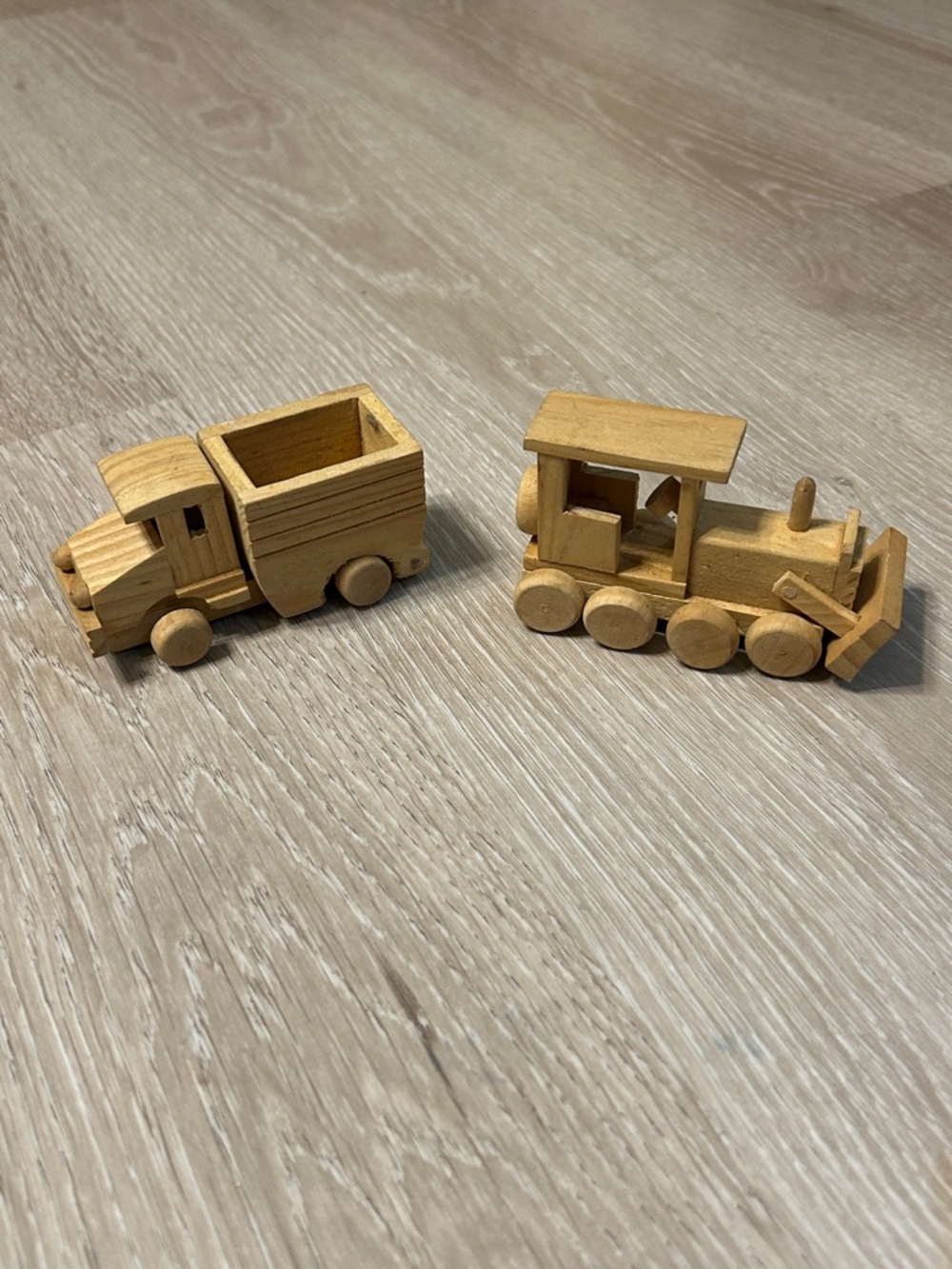 Wooden Toy Truck and Train  - Natural Wood - Unpainted